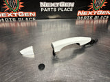 2016 FORD MUSTANG GT RH EXTERIOR DOOR HANDLE WHITE OEM #1112