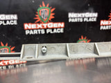 04-06 PONTIAC GTO REAR BUMPER GUIDE CENTER BRACKET 92049262 OEM #1438