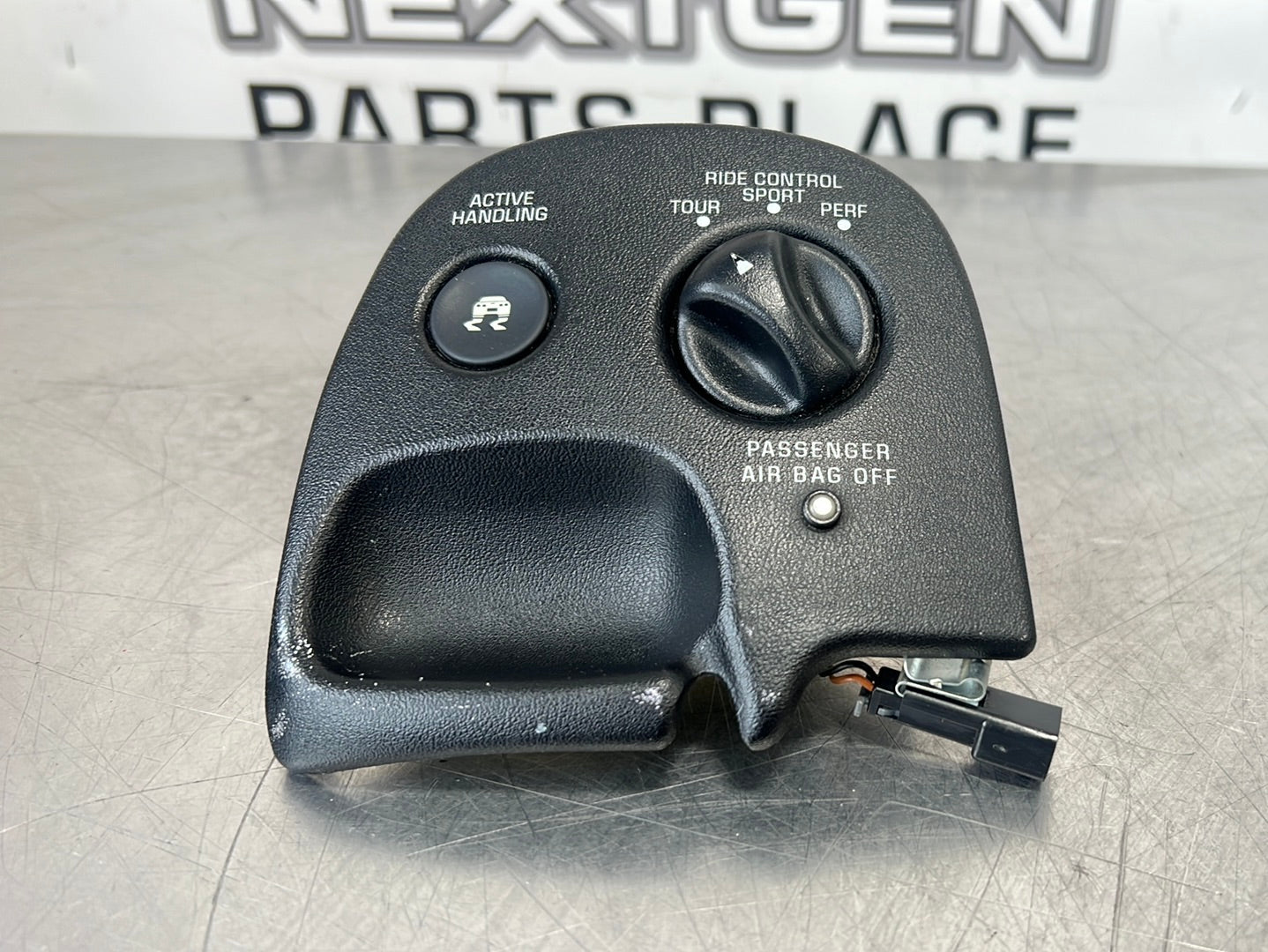 C5 Magnetic Ride Control 00-02 C5 CORVETTE ELECTRONIC SUSPENSION RIDE CONTROL OEM 10440630 #VV2 ...