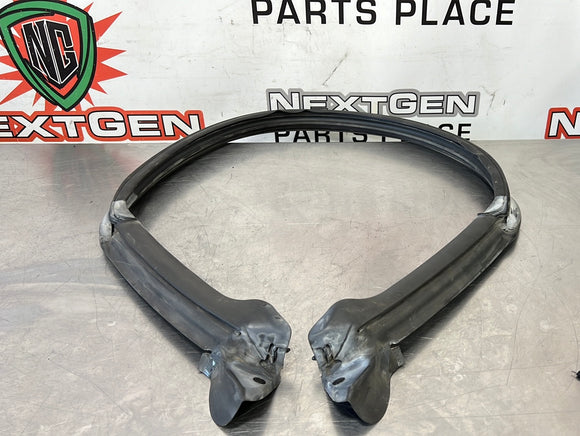 2005 C6 CORVETTE REAR HALO SEAL #440