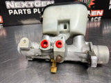 2004 PONTIAC GTO BRAKE MASTER CYLINDER OEM #987