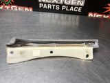 05 - 13 C6 CORVETTE DASH TRIM NEAR GLOVE BOX LIGHT GREY OEM #1110