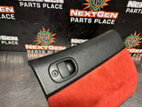04 - 06 PONTIAC GTO RED GLOVE BOX OEM #1167