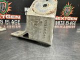 97-04 C5 CORVETTE MOTOR MOUNT BRACKETS 10260642 10260643 OEM #1289