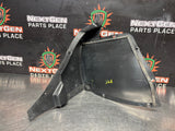 2001 C5 CORVETTE FRONT FENDER WHEEL LINER RH PASSENGER SIDE OEM 10298464 #1368