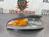 97-04 C5 CORVETTE FRONT RH TURN SIGNAL MARKER LIGHT OEM 16523618 #651