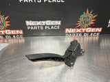 08 - 09 PONTIAC G8 GAS PEDAL OEM 92213646 #602