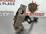 2011 CAMARO SS MANUAL BRAKE PEDAL AND BRACKET OEM 92247627 #320