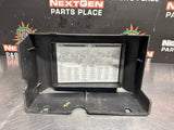 2011 GM SILVERADO 3500 UNDERHOOD FUSE BOX LID 25941375 OEM #914