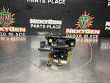 97-04 C5 CORVETTE CONVERTIBLE WATERFALL LATCH RELEASE 16637699 OEM #1088