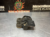 2021 CAMARO SS UPPER RADIATOR HOLD DOWNS 84009865 84009866 OEM #1556