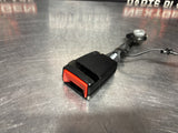 2011 CAMARO SS RH PASSENGER SIDE FRONT SEAT BELT BUCKLE RECEIVER OEM #1000
