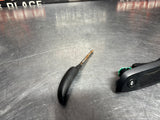 04-06 PONTIAC GTO RH SIDE SEAT RECLINE LEVER OEM #1167