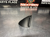 04-06 GTO DRIVER RH SIDE DOOR PANEL MIRROR VENT TRIM OEM 92091111 #1306