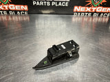 05 - 13 C6 CORVETTE DRIVER SIDE RH WINDOW SWITCH OEM 10322620 #1030