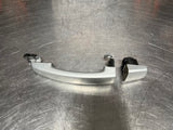 2011 CAMARO SS RIGHT FRONT PASSENGER EXTERIOR DOOR HANDLE SILVER OEM #982