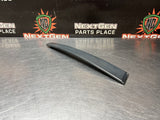 04 -06 PONTIAC GTO EXTERIOR B PILLAR WINDOW TRIM LH SIDE 92093111 OEM #1043
