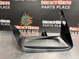 97-04 C5 CORVETTE LH DRIVER SIDE HEADLIGHT TRIM BEZEL 10400757 OEM #781
