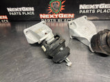 09-15 CTS-V LH AND RH MOTOR MOUNT BRACKETS OEM #1592