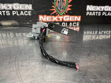 05-13 C6 CORVETTE GAS FUEL DOOR RELEASE 25744292 OEM #1538