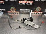2015 CAMARO SS CLUTCH PEDAL WITH BRACKET and LINE OEM 92233497 #1450