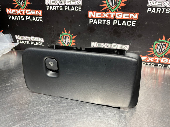 97-04 C5 CORVETTE GLOVE BOX BLK OEM #1159
