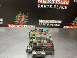 2005 SILVERADO 2500HD UNDERHOOD FUSEBOX 15115618-02 OEM #1064