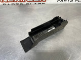 2004 PONTIAC GTO HOOD FUSE BOX COVER LID OEM 92169852 #693