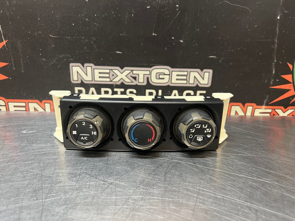 04-06 PONTIAC GTO HEAT A/C CLIMATE TEMPERATURE CONTROLS OEM #1191