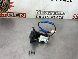 08-09 PONTIAC G8 FUEL GAS DOOR ACTUATOR OEM 92216665 #555