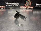 04-06 PONTIAC GTO POWER STEERING RESERVOIR BRACKET OEM #1306