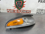 97-04 C5 CORVETTE FRONT RH TURN SIGNAL MARKER LIGHT OEM 16523618 #628