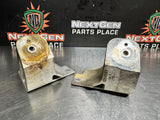 97-04 C5 CORVETTE MOTOR MOUNT BRACKETS 10260642 10260643 OEM #969