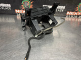04-06 PONTIAC GTO RADIO MOUNT CENTER HOUSING 92093918 #1522