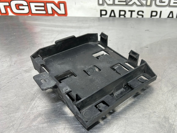 2015 CAMARO ECM MODULE COMPUTER BRACKET  92241772 OEM #369