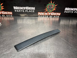 04 -06 PONTIAC GTO EXTERIOR B PILLAR WINDOW TRIM LH SIDE 92093111 OEM #1191
