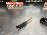 04-06 PONTIAC GTO RH SIDE SEAT RECLINE LEVER OEM #987