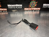2010 CAMARO SS RH PASSENGER SIDE FRONT SEAT BELT BUCKLE RECEIVER OEM #1232