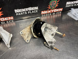 2004 CADILLAC CTS-V ENGINE MOUNT BRACKET SET LH RH DRIVER AND PASSENGER SIDE OEM #1467
