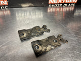 2011 CADILLAC CTS-V FRONT SWAY BAR BRACKETS AND HARDWARE (SET OF 2) OEM #1305