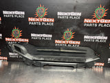 2004 PONTIAC GTO RADIATOR UPPER COVER BAFFLE OEM 92160585 #1167
