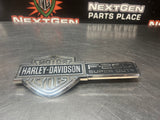 04-07 FORD F250 HARLEY DAVIDSON LH DRIVER FENDER EMBLEM BADGE OEM #945