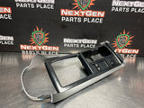 2004 PONTIAC GTO CENTER CONSOLE SHIFTER BEZEL TRIM PANEL OEM 92166193 #987
