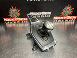 2018 CAMARO SS GEAR SELECTOR SHIFTER ASSEMBLY w/ BOOT, BEZEL, KNOB OEM #938