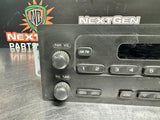 2005 GMC SIERRA 2500HD RADIO AM FM 15131157 OEM #902