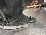 1998 C5 CORVETTE FRONT FENDER WHEEL LINER RH PASSENGER SIDE OEM 10298464 #1613