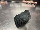 04-06 PONTIAC GTO PASSENGER SIDE KIDNEY GRILLE GOOD TABS OEM 92162540 #1293