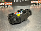 2011 GMC SIERRA 6.6 FUSE JUNCTION BOX 20828609 OEM #1377
