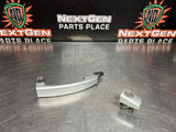 2011 CAMARO SS LEFT FRONT DRIVER EXTERIOR DOOR HANDLE SILVER OEM #982