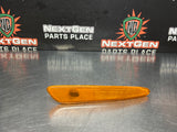 05-13 C6 CORVETTE FRONT RH PASSENGER SIDE MARKER LIGHT OEM 10316652 #1038